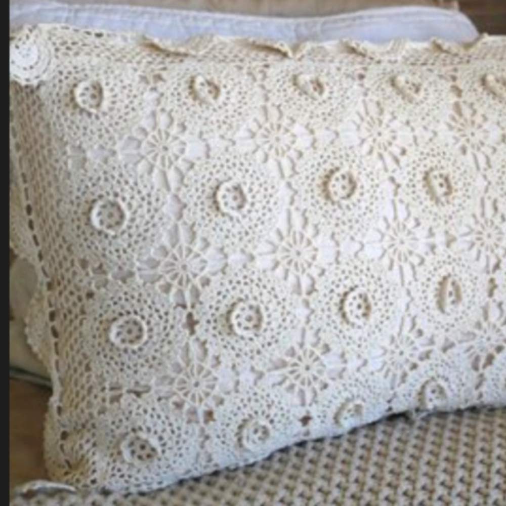 Crochet Rosette Cotton Standard Pillow Sham Keeco